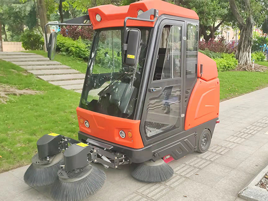 電動(dòng)掃地車